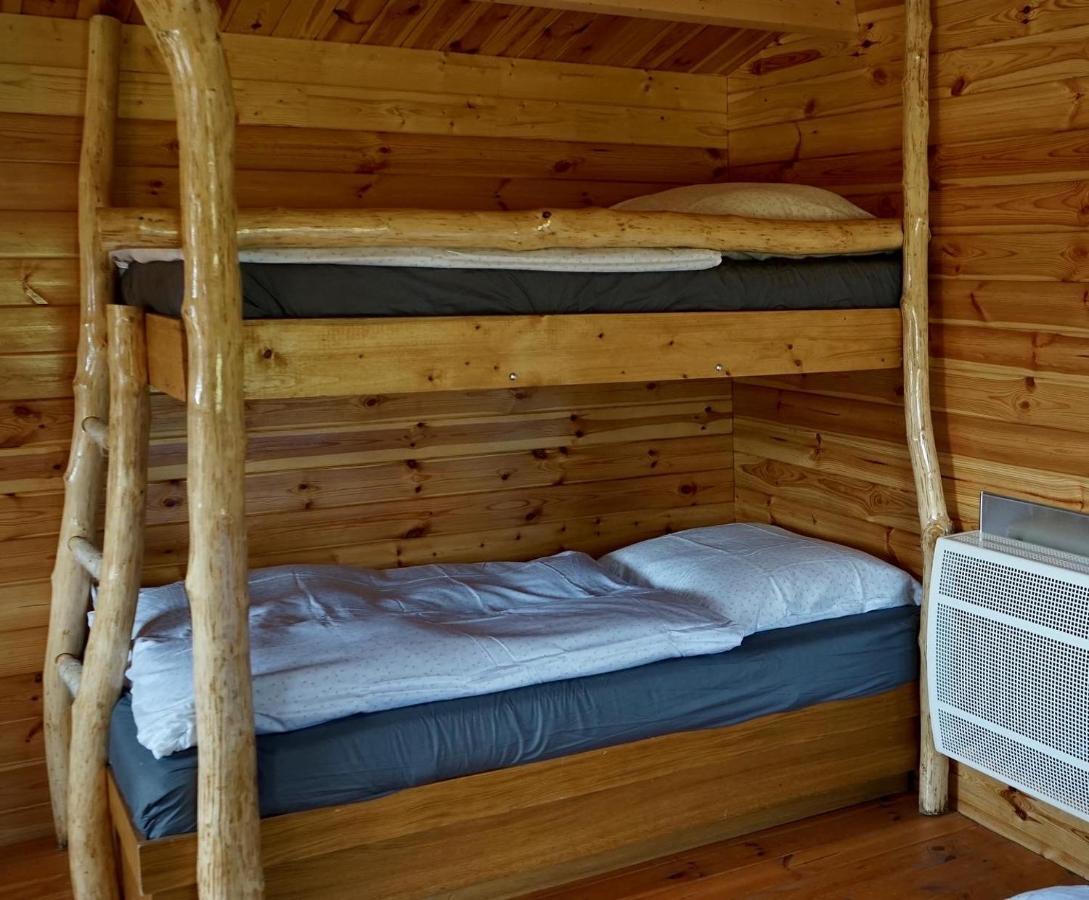 Villa Cozy Wood Hut On The Farm Trebivlice Esterno foto