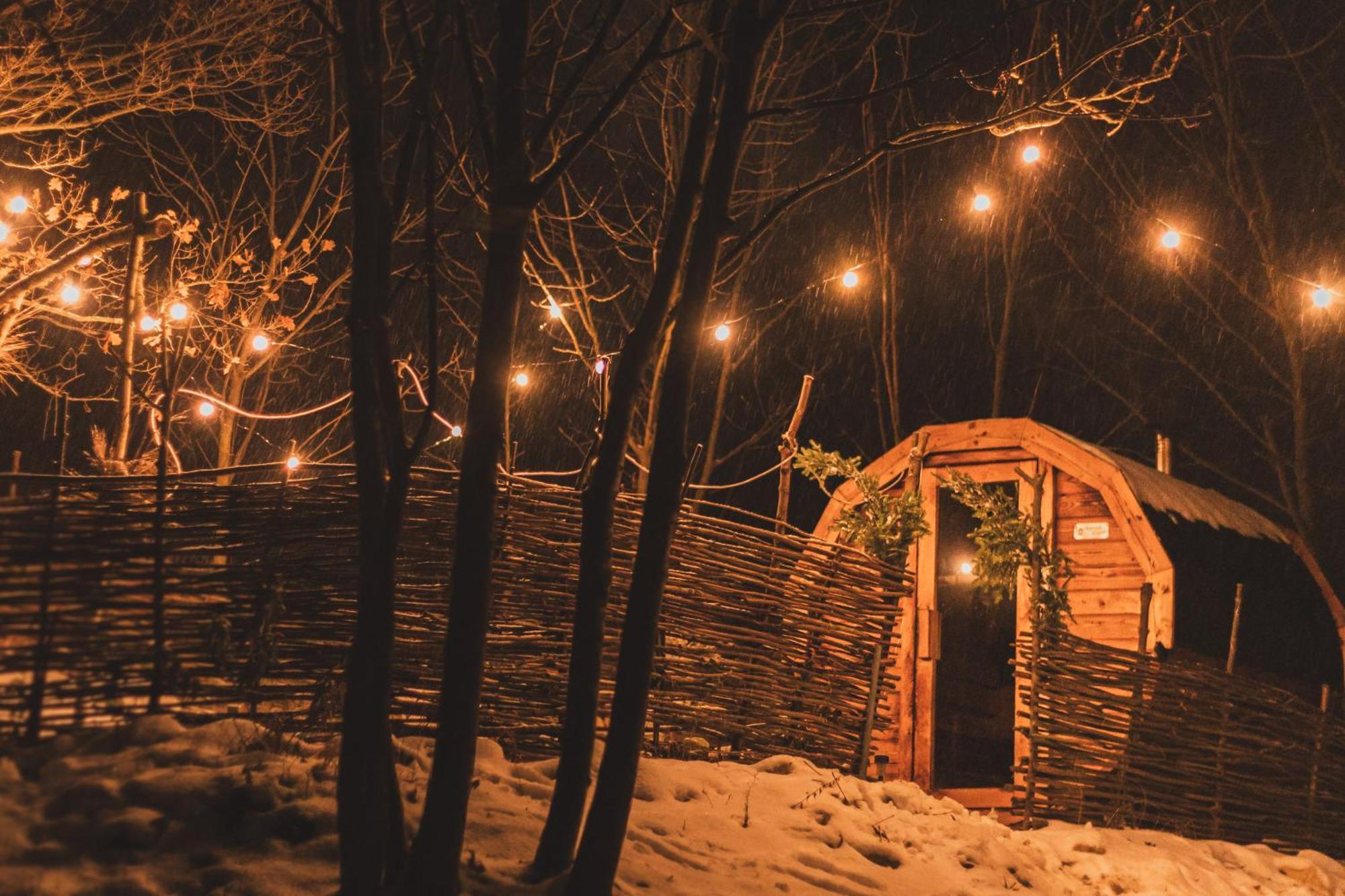 Villa Cozy Wood Hut On The Farm Trebivlice Esterno foto